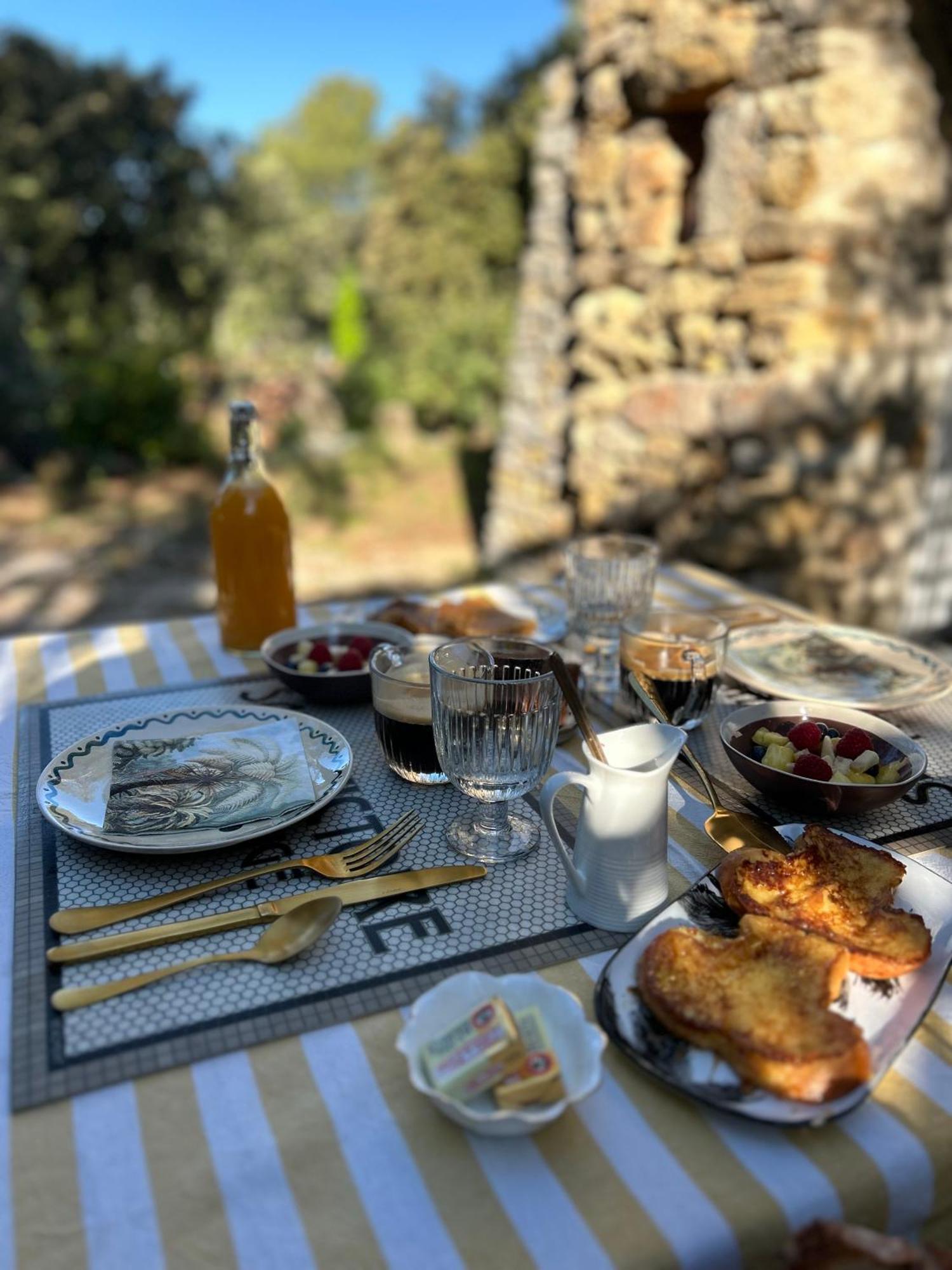 Les Cabanons Sainte Victoire Ξενοδοχείο Εξωτερικό φωτογραφία