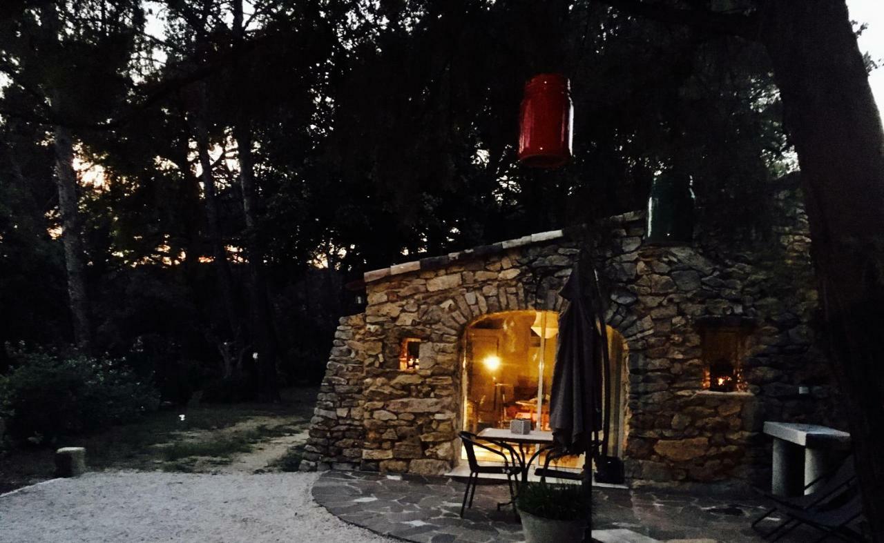 Les Cabanons Sainte Victoire Ξενοδοχείο Εξωτερικό φωτογραφία